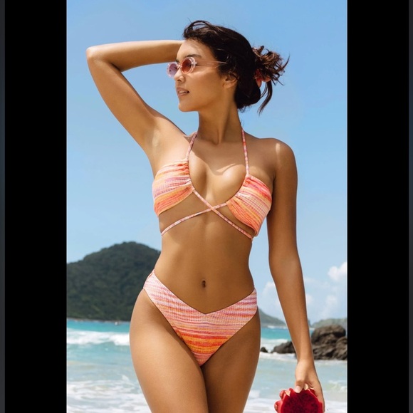 New‎ Cupshe High Tide Strappy Cutout Tie Back & V-Front Cheeky Bikini Set - Picture 1 of 7